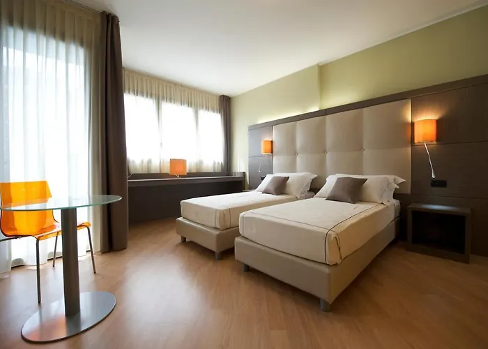 Hotel Acca Palace - Aa 4*