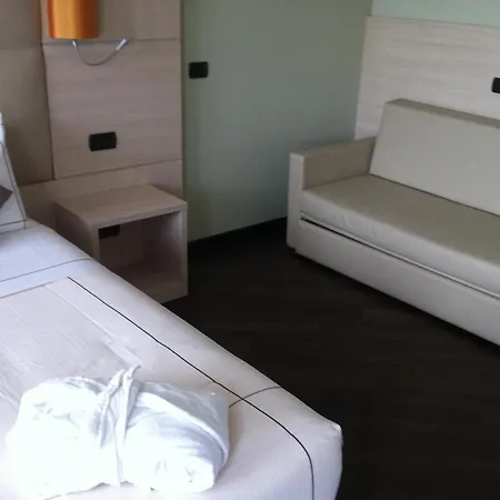 Acca Palace - Aa 4*
