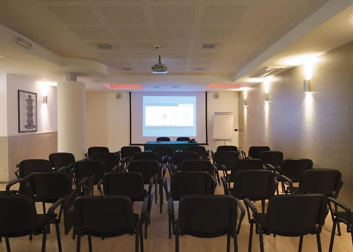 Acca Palace - Aa Hotel 4*