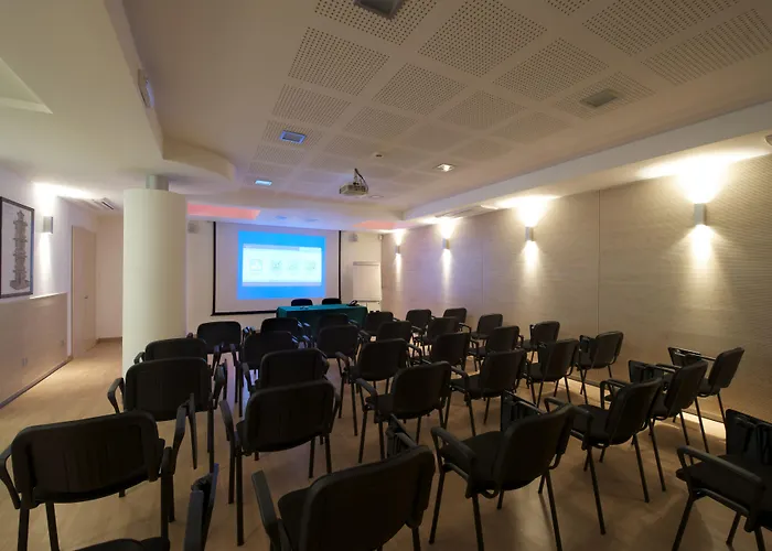 Acca Palace - Aa Hotel 4*