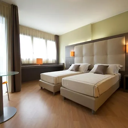Ξενοδοχείο Acca Palace - Aa 4*